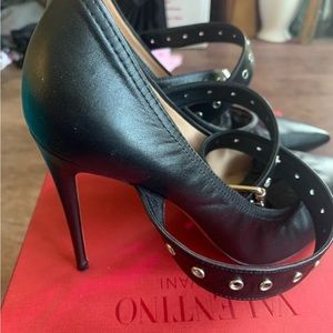 Valentino garavani heels